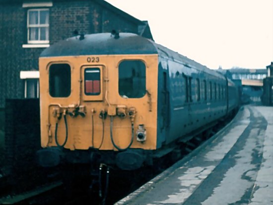 2-HAL 023