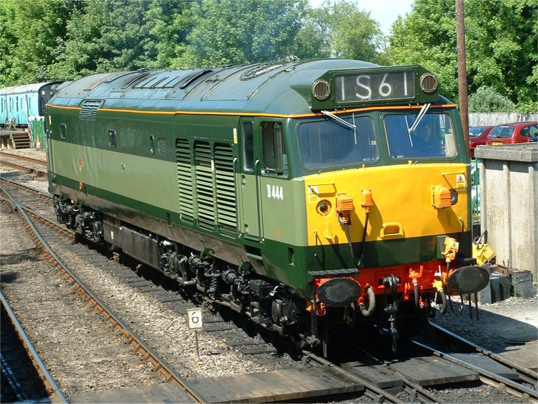 THE SIDING || D444 at the Mid-Hants Railway 23-May-2004